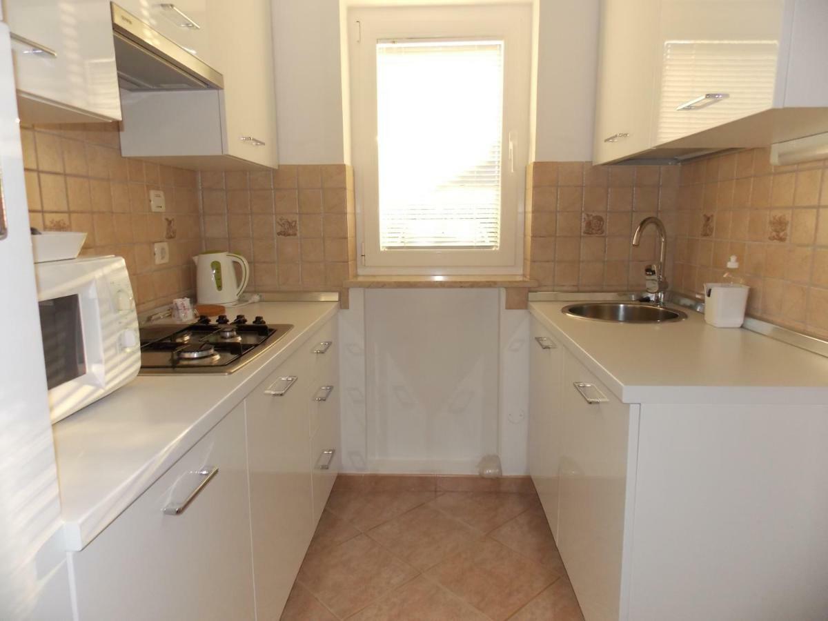 Corte dei merli Apartment&Studio Rovigno Esterno foto